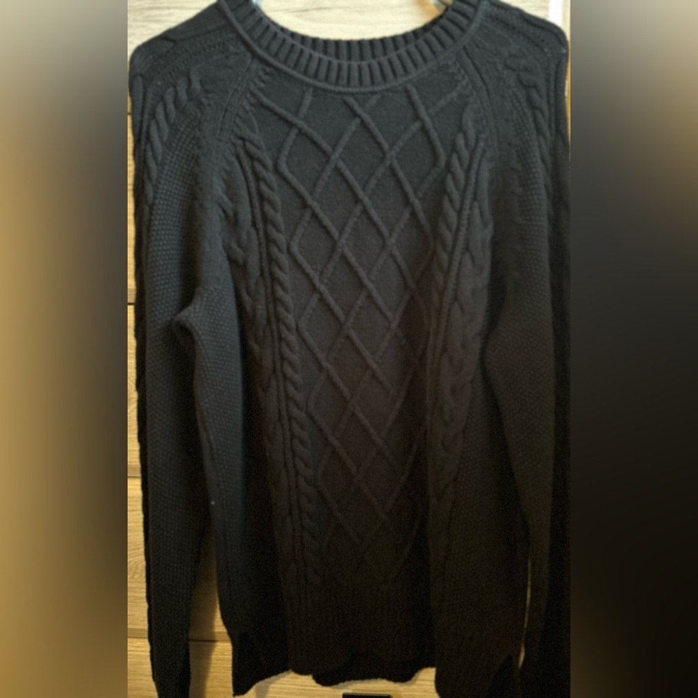 GAP Black Cable Knit Crewneck Sweater